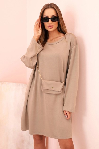 Sukienka damska wiskozowa Plus Size z torebką na łańcuszku ciemno beżowa
