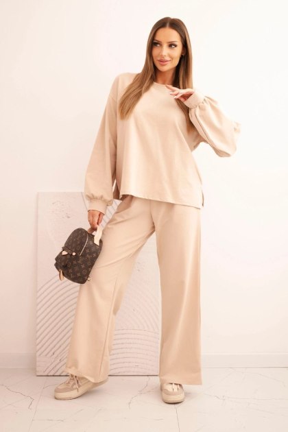Komplet damski bawełniany z szeroką nogawką i bluzą z długim rękawem beżowy
