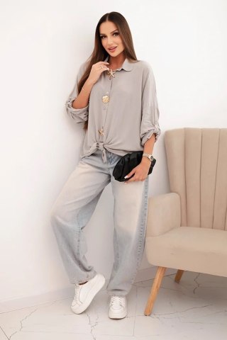 Koszula damska z wiskozą z ozdobnymi guzikami i kołnierzem ciemno beżowa