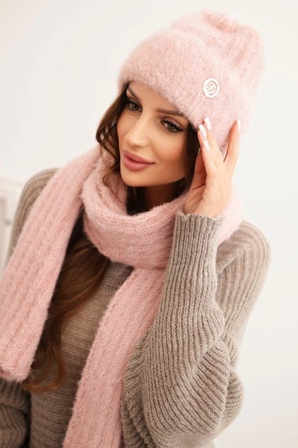 Komplet damski czapka i długi szalik z miękkiej przędzy pudrowy róż