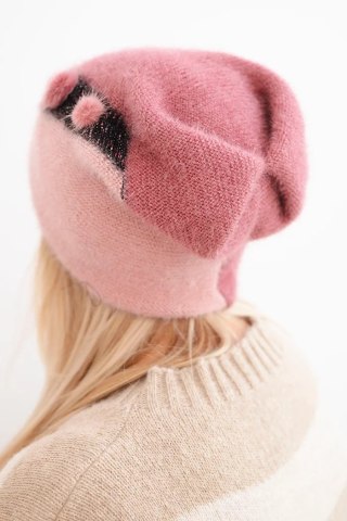 Czapka damska elegancka z futrzanymi ozdobami i brokatowym paskiem ciemno różowa