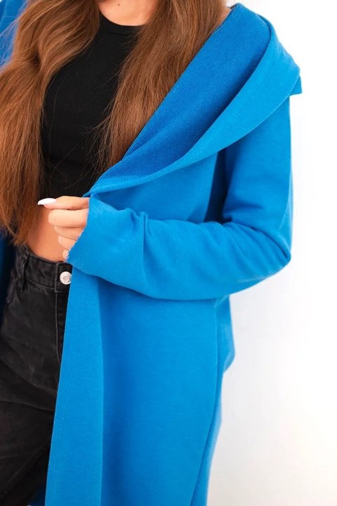 Narzutka damska z bawełny z kapturem i wydłużonym przodem chabrowa