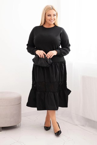 Sukienka damska Plus Size z rozkloszowanym dołem czarna