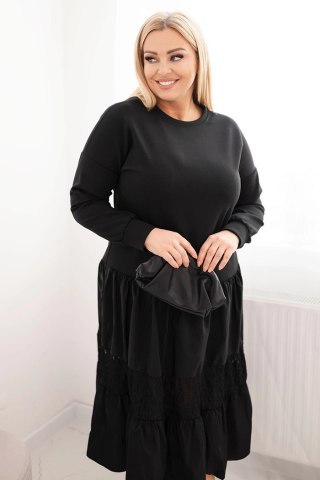 Sukienka damska Plus Size z rozkloszowanym dołem czarna