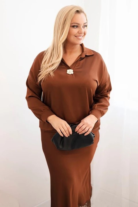 Elegancki komplet damski Plus Size o satynowym wykończeniu z koronką