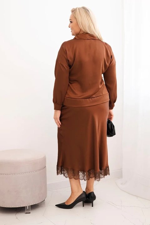 Elegancki komplet damski Plus Size o satynowym wykończeniu z koronką