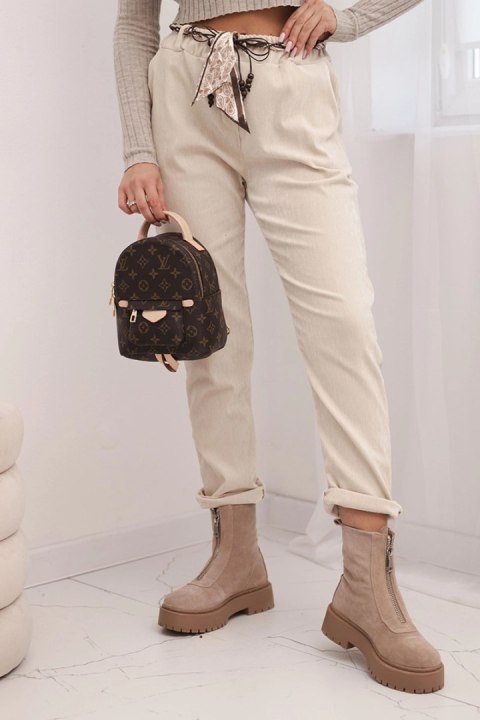 Spodnie damskie z wiskozy z apaszkowym paskiem beżowe